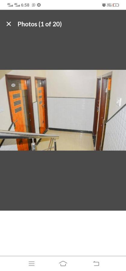 舍地 Sai Gaurav Palace酒店 外观 照片